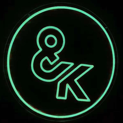 LED Neon Sign Dengan Digital Printed Background Dekorasi Perusahaan Indoor Outdoor